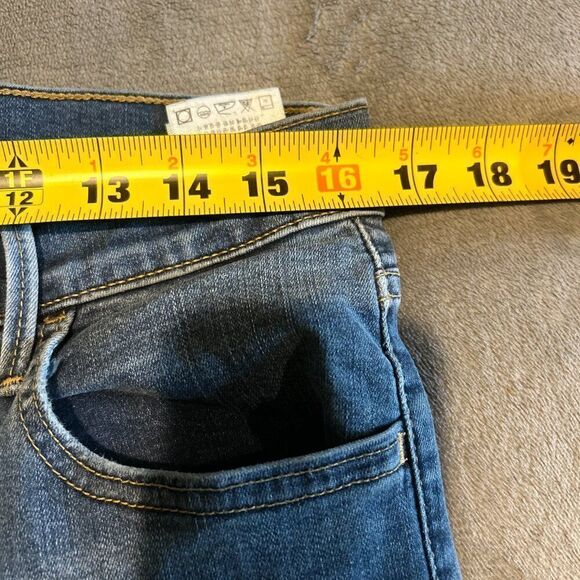 Levis 720 High Rise Super Skinny Stretch Denim Blue Jeans Women’s Size 32    4 - Picture 5 of 7